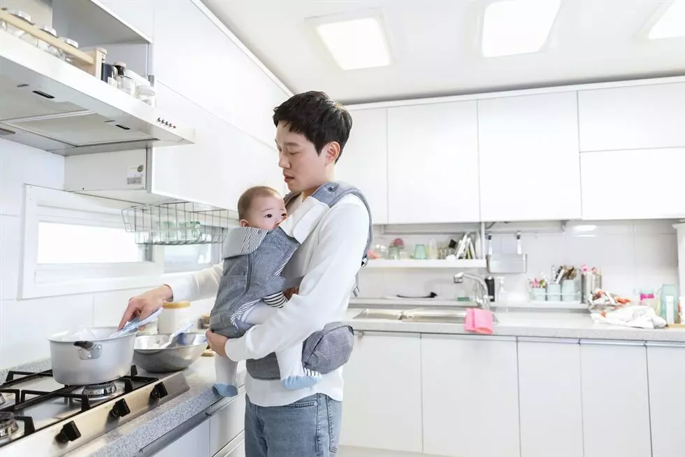 Korea to extend 18 months of parental leave for working parents