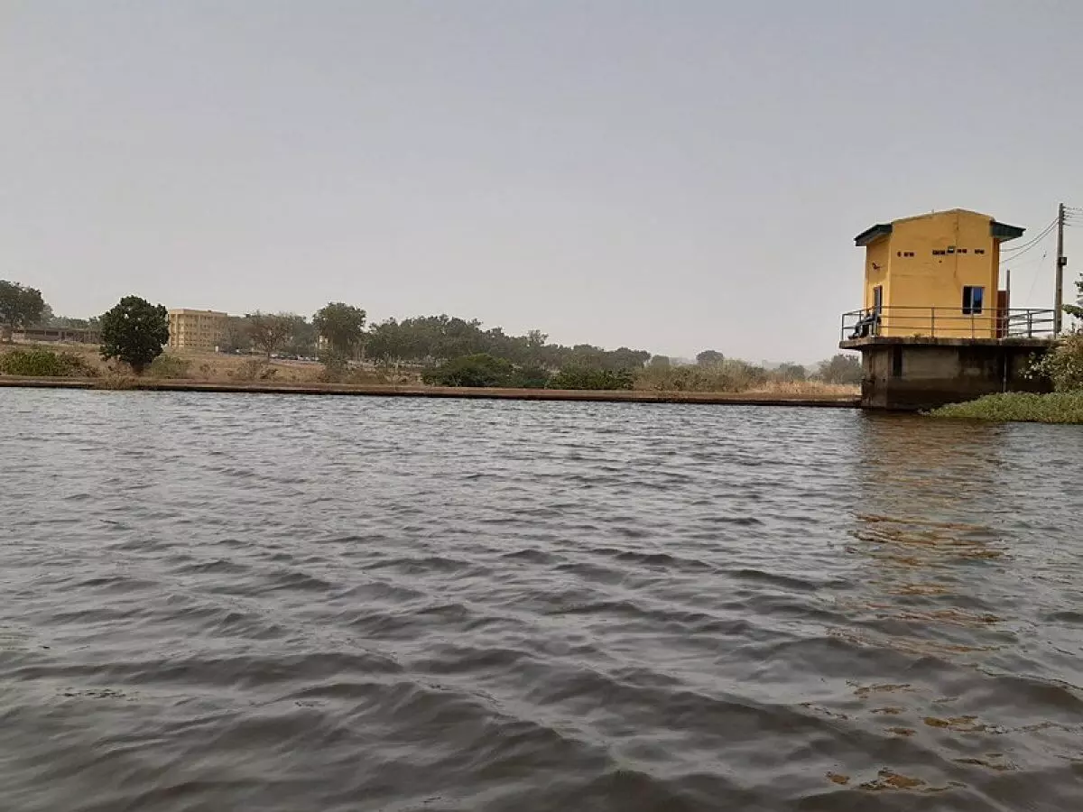 Flood: FG commences second phase dredging of Asa River project