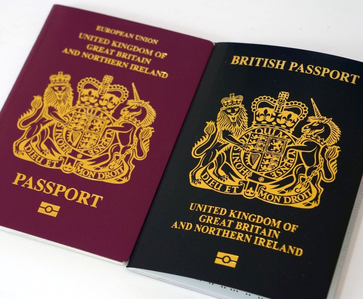 UK passport office staff commence 5 week strike