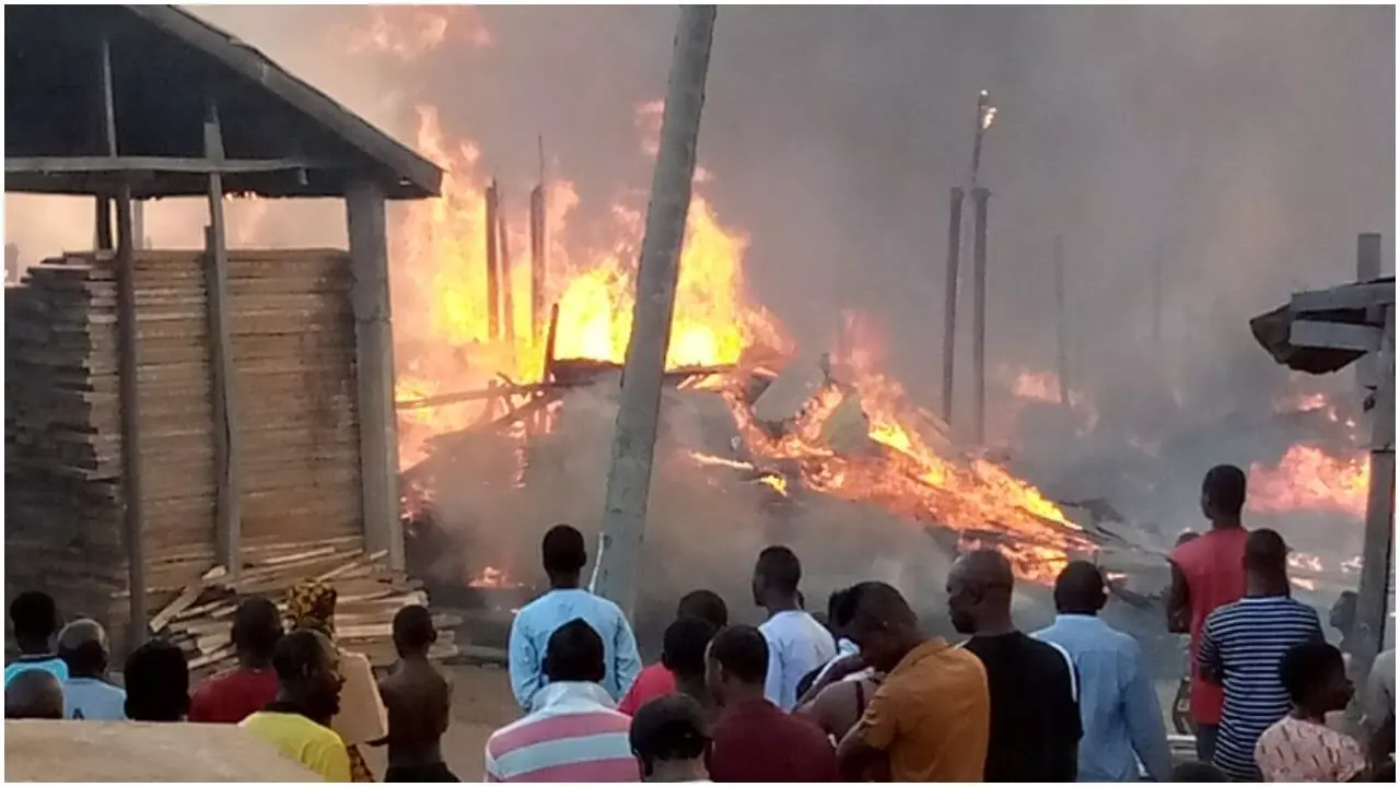 Fire razes 100 stores in Kaduna market