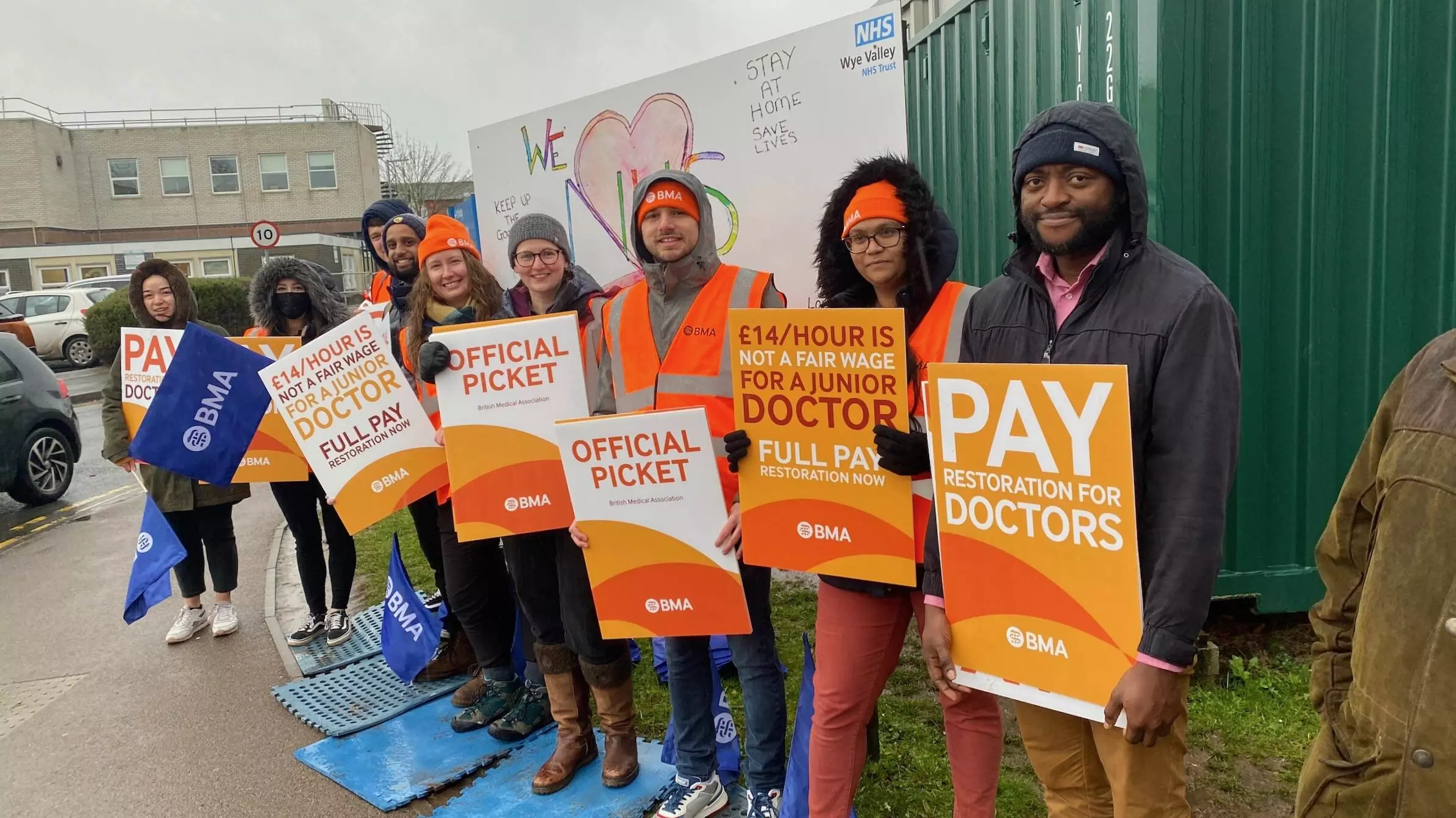 Junior doctors in England strike over salary