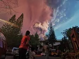 Volcanic eruption in Philippines sickens over 600 evacuees