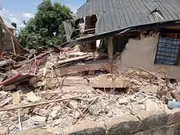 Breaking: Many trapped after Enugu two-story building collapses