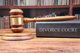 Court dissolves 5-yr-old marriage on wife’s request