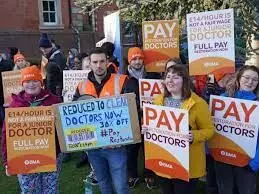 Junior doctors in England announce more days of strikes