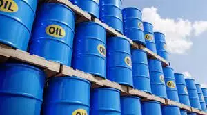 Price crude oil in Naira to strengthen currency, expert advises FG