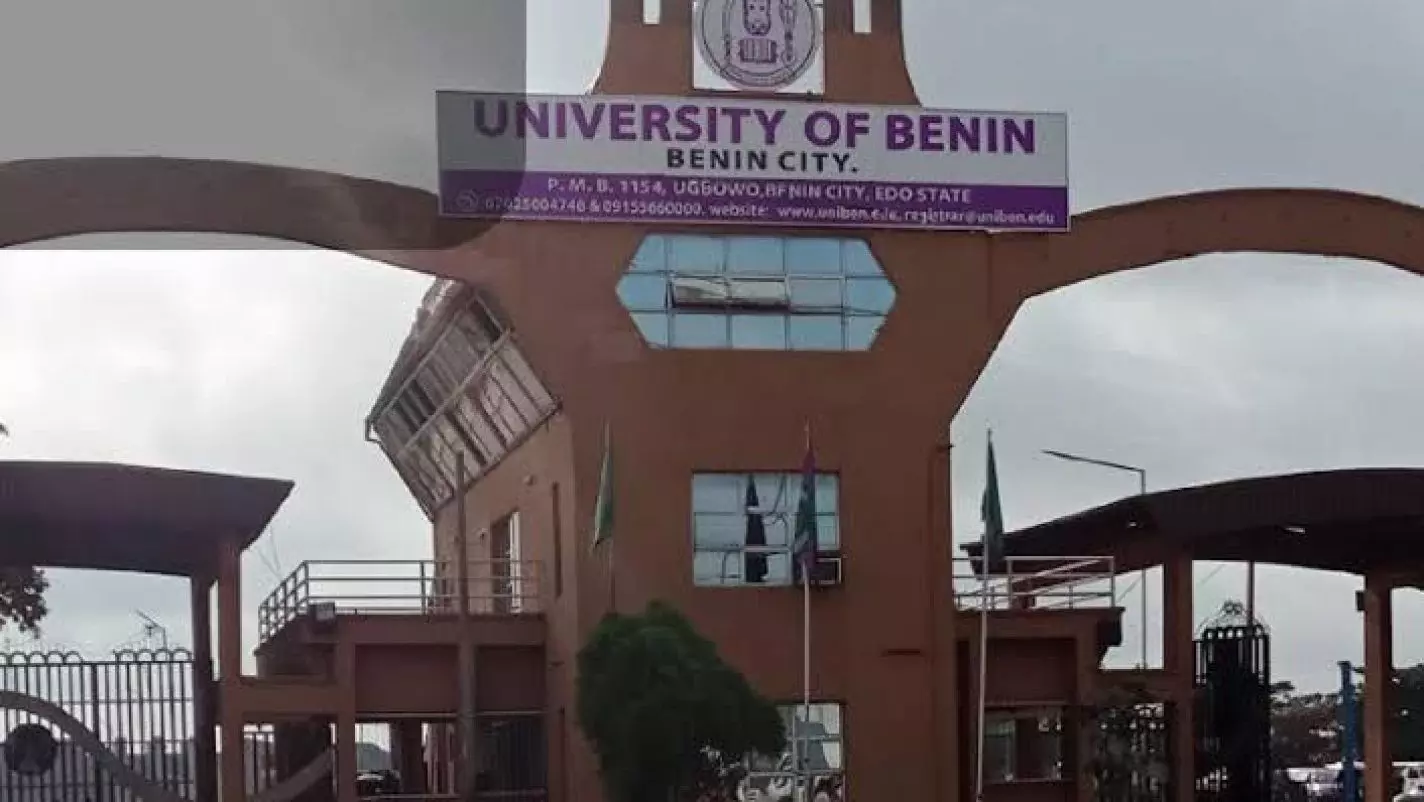 UNIBEN students shut down Benin-Ore highway over power outage