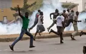 Kano metropolis in chaos as hoodlums wreak havoc, attack journalists