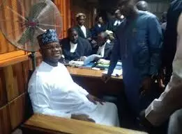 Yahaya Bello controls supporters as judge frowns at court room crowd