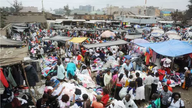 Valentine: Traders in fairly used red clothes express satisfaction over profit